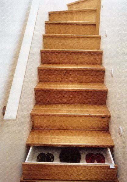 stairsstorage1.jpg