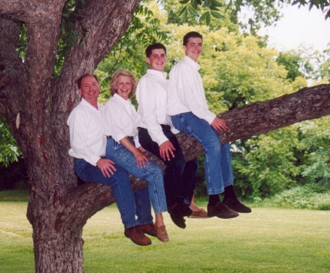 2002-family-picture1