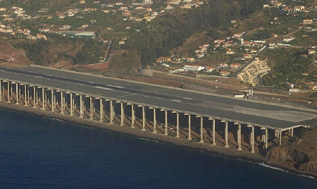 runwaypillar3.jpg